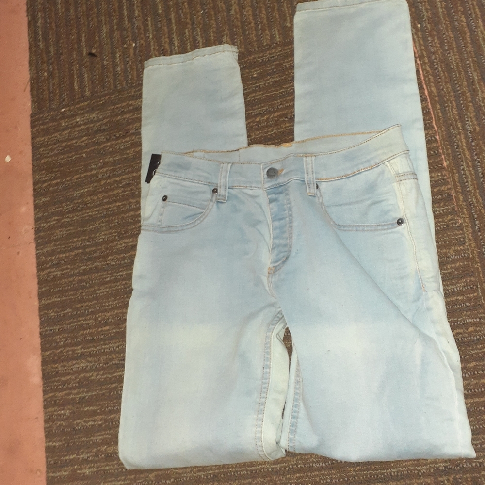 25/32 button fly narrow very stretch light jeans nwt